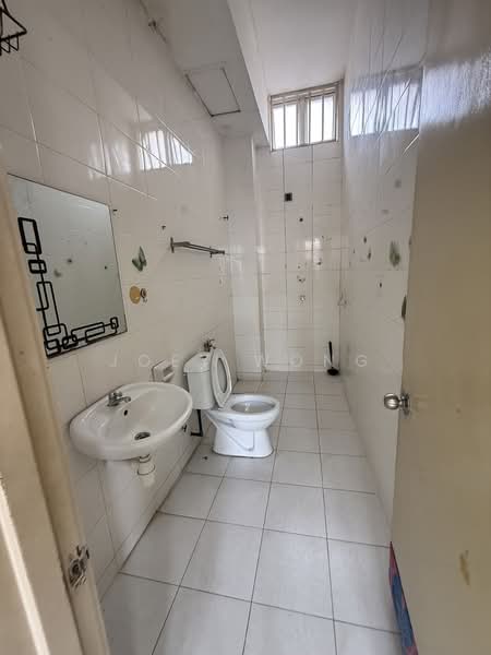 2.5-storey Terraced House for Sale in Puchong (Selangor) - Joey Wong - Bathroom - PropertyGuru.com.my