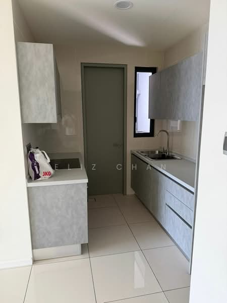 Service Residence for Rent at The Era @ Duta North - Eliz Chan - Kitchen - PropertyGuru.com.my
