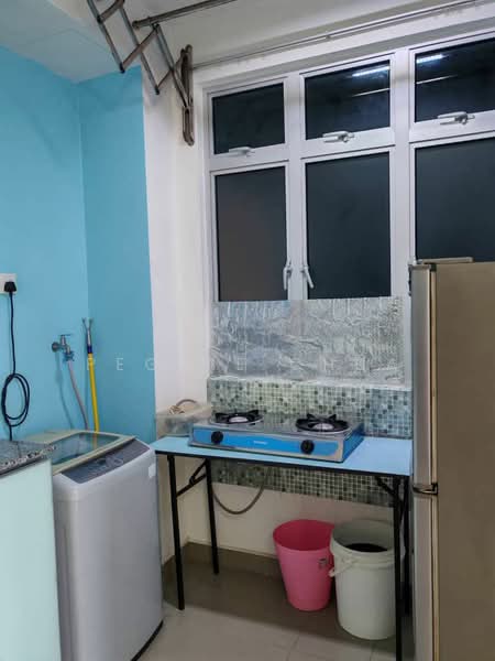 Service Residence for Sale at D'Ambience Residences (Pangsapuri Ikatan Flora) - Peggie Chua - Kitchen - PropertyGuru.com.my
