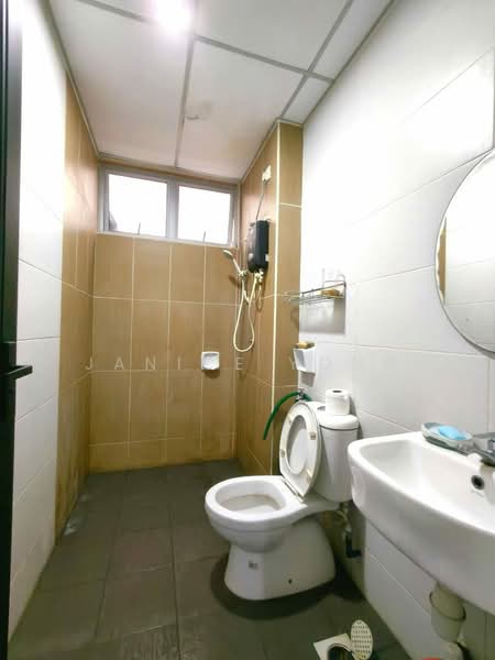 Service Residence for Rent at Larkin Heights - Janice Yong - Bathroom - PropertyGuru.com.my