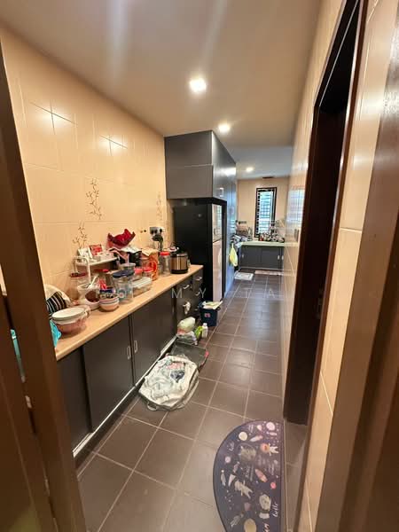 Cluster House for Sale in Austin Heights (Tebrau) - Tommy Tai - Kitchen - PropertyGuru.com.my