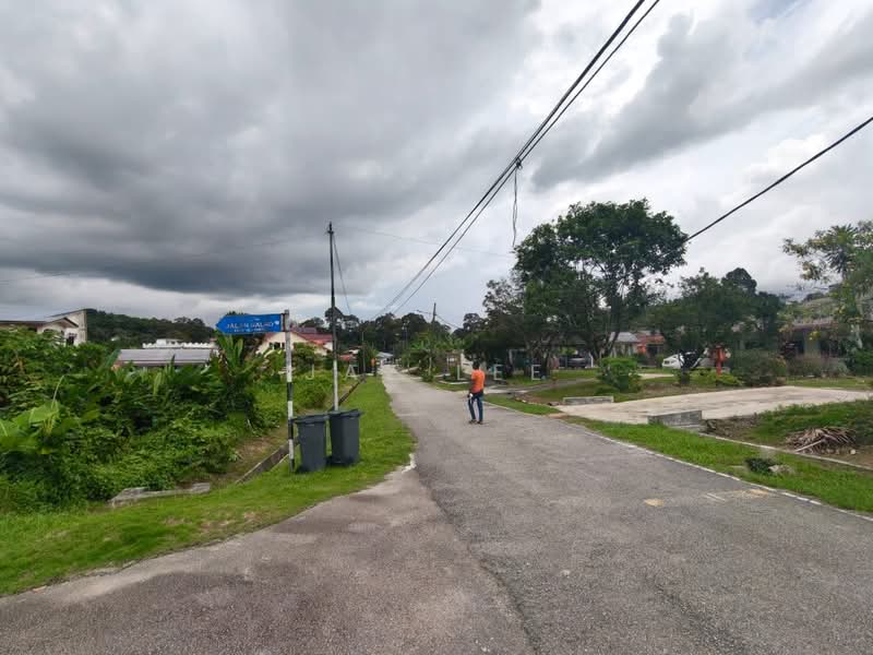 Tanah Banglo untuk Dijual di Kampung Ulu Choh (Kulai) - Jaz Lee - PropertyGuru.com.my