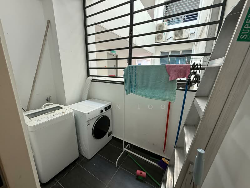 Servis Apartment untuk Disewa di Sky Habitat - Eliin Loo - Balcony - PropertyGuru.com.my