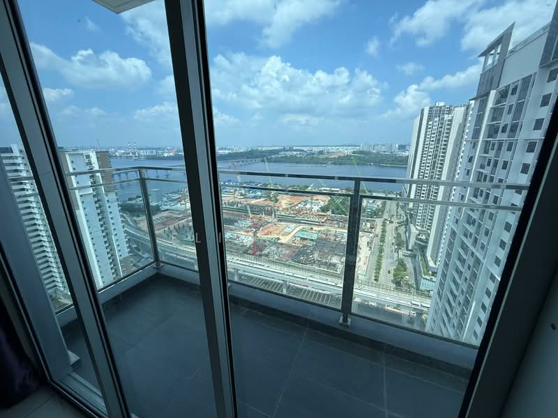 Servis Apartment untuk Disewa di Sky Habitat - Eliin Loo - Balcony - PropertyGuru.com.my