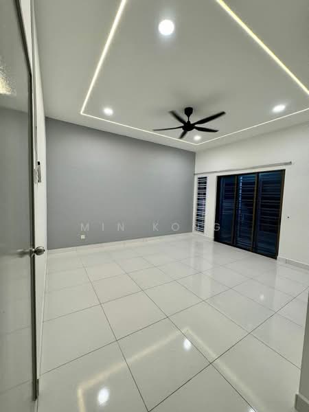 2-storey Terraced House for Sale in Taman Bestari Indah (Ulu Tiram) - Min Kong - Interior - PropertyGuru.com.my