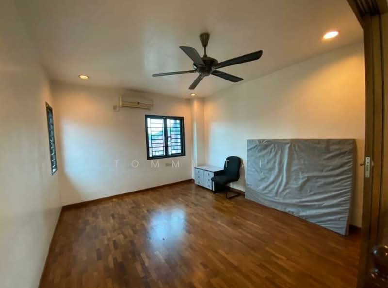 Cluster House for Sale in Austin Heights (Tebrau) - Tommy Tai - Bedroom - PropertyGuru.com.my