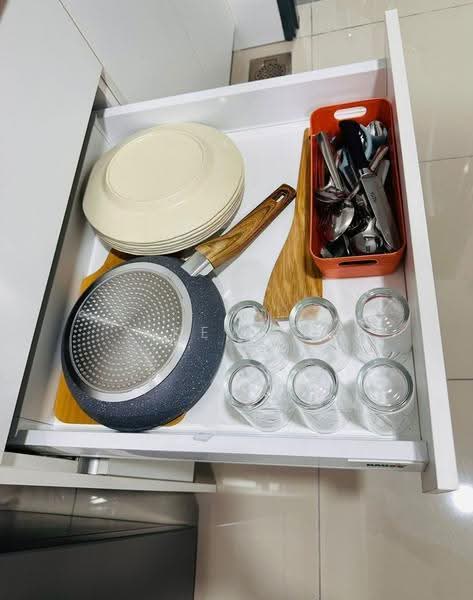 Service Residence for Rent at Aera Residence - Kew . - PropertyGuru.com.my