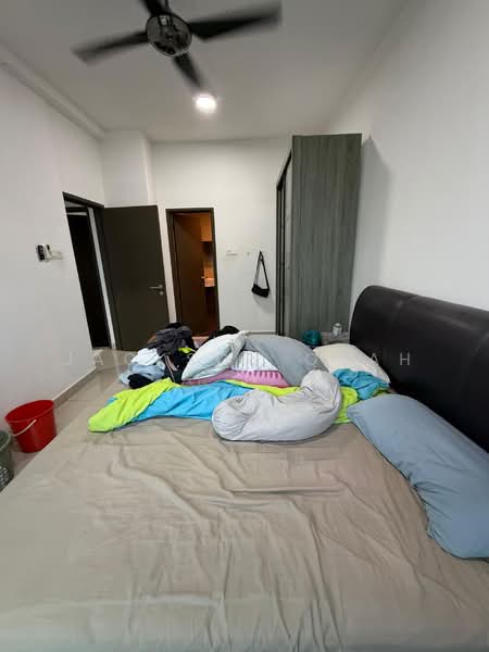 Apartment for Sale at Seri Austin Residence (Pangsapuri Seri Austin) - Jackson Quah - Bedroom - PropertyGuru.com.my