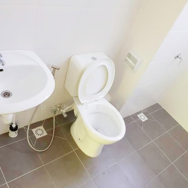 Kondominium untuk Disewa di One Foresta - Denise Teh - Bathroom - PropertyGuru.com.my