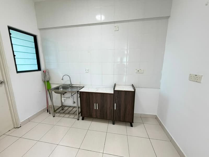 Kondominium untuk Disewa di One Foresta - Denise Teh - Kitchen - PropertyGuru.com.my