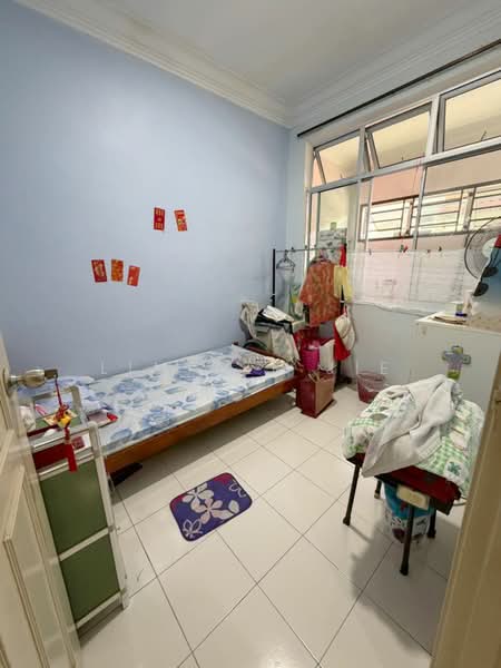 1-storey Terraced House for Sale in Taman Pelangi Indah (Ulu Tiram) - Lim Tze Jie - Bedroom - PropertyGuru.com.my