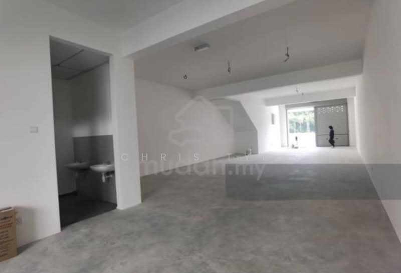 Shop / Office for Rent in Bandar Tasik Puteri (Rawang) - Chris Tye - Interior - PropertyGuru.com.my
