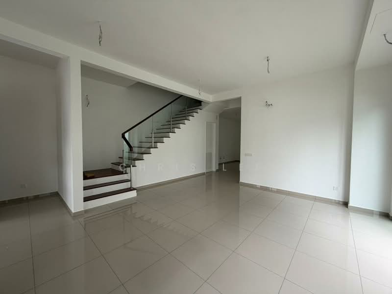 Semi-Detached House for Sale in Eco Sanctuary (Telok Panglima Garang) - Chris Lee - Living Room - PropertyGuru.com.my
