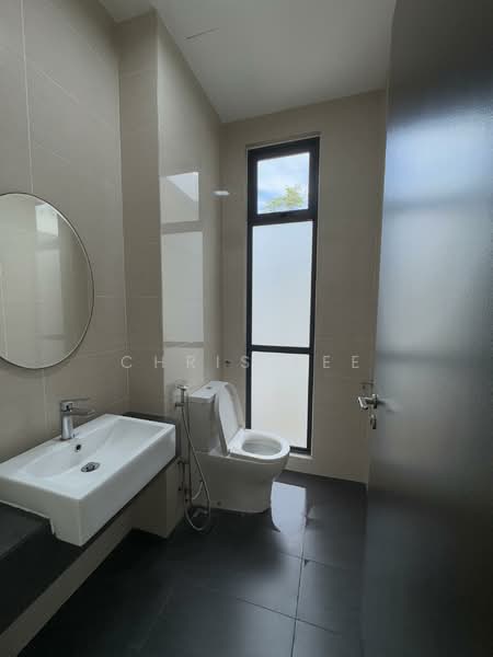 Semi-Detached House for Sale in Eco Sanctuary (Telok Panglima Garang) - Chris Lee - Bathroom - PropertyGuru.com.my
