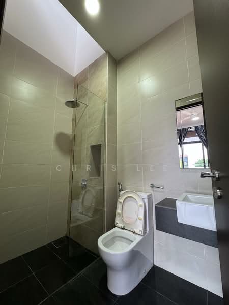 Semi-Detached House for Sale in Eco Sanctuary (Telok Panglima Garang) - Chris Lee - Bathroom - PropertyGuru.com.my