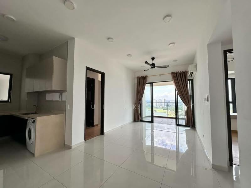 Condominium for Rent at Royal Strand @ Country Garden Danga Bay - Louis Khow - Kitchen - PropertyGuru.com.my