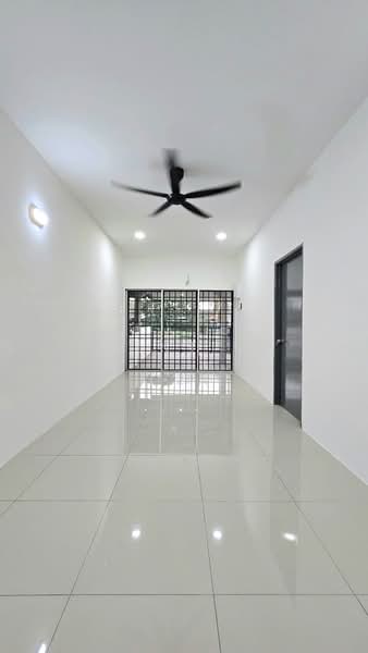 Rumah Teres 1 Tingkat untuk Dijual di Medan Klebang Restu (Chemor) - Kent C - Interior - PropertyGuru.com.my