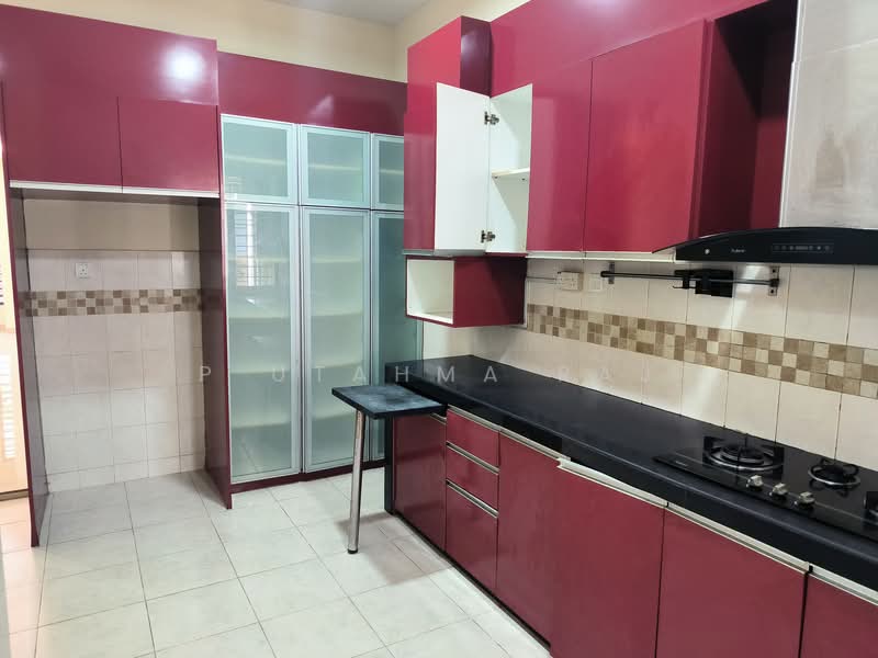 Terraced House for Rent in Alam Impian (Shah Alam) - P Utahma Raj - Kitchen - PropertyGuru.com.my