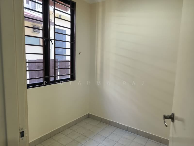 Terraced House for Rent in Alam Impian (Shah Alam) - P Utahma Raj - Interior - PropertyGuru.com.my