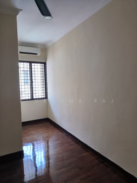 Terraced House for Rent in Alam Impian (Shah Alam) - P Utahma Raj - Interior - PropertyGuru.com.my