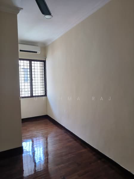 Terraced House for Rent in Alam Impian (Shah Alam) - P Utahma Raj - Interior - PropertyGuru.com.my