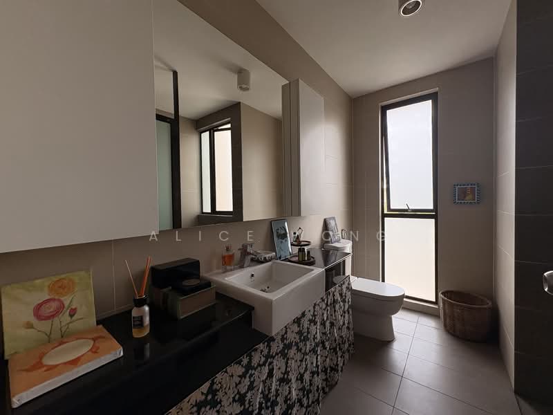 Rumah Kluster untuk Dijual di Iskandar Puteri (Nusajaya) (Johor) - Alice Wong - Bathroom - PropertyGuru.com.my
