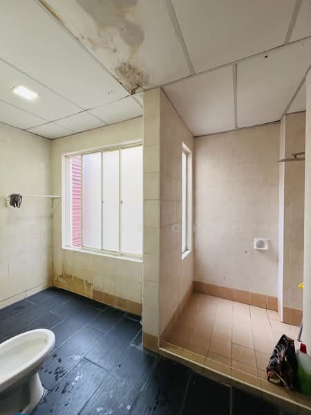 Rumah Teres 2.5 Tingkat untuk Dijual di Bukit Wangsamas (Setiawangsa) - Lucas Choo - Bathroom - PropertyGuru.com.my