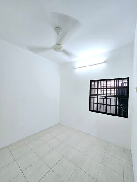 Rumah Teres 2 Tingkat untuk Dijual di Bandar Baru Sri Klebang (Chemor) - Kent C - Interior - PropertyGuru.com.my