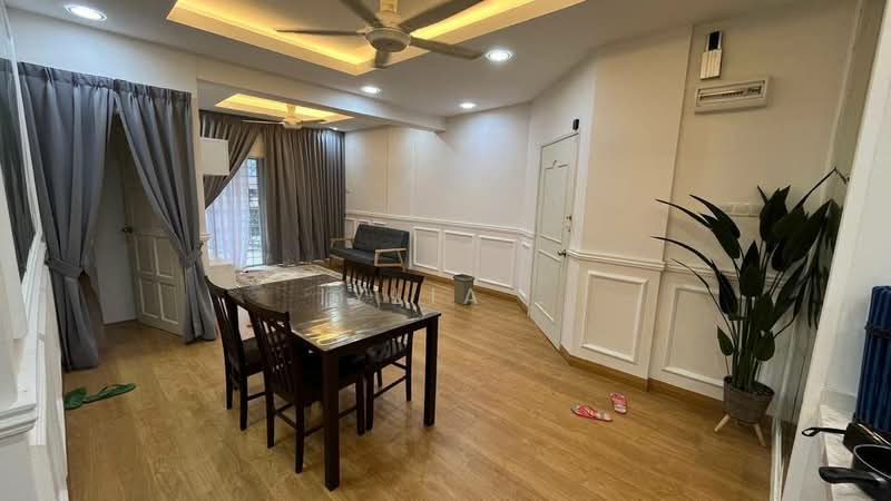 Kondominium untuk Dijual di Sri Kinabalu - Iylia . - Living Room - PropertyGuru.com.my