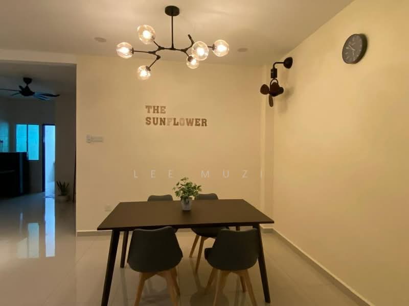 2-storey Terraced House for Rent in Bandar Seri Botani (Simpang Pulai) - Lee Muzi - Dining Room - PropertyGuru.com.my