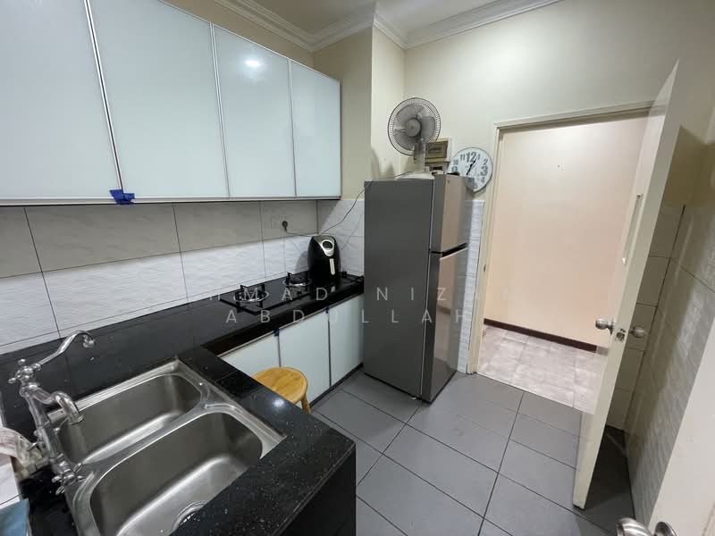 Condominium for Sale at Bangsar Indah - Ahmad Nizam Abdullah - Kitchen - PropertyGuru.com.my