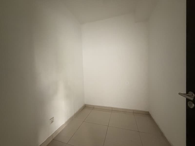 Pangsapuri untuk Dijual di Molek Pine 4 - Eliin Loo - Interior - PropertyGuru.com.my
