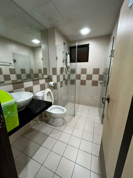 Condominium for Sale at Royal Domain Sri Putramas 2 - Vincent Hoo - Bathroom - PropertyGuru.com.my