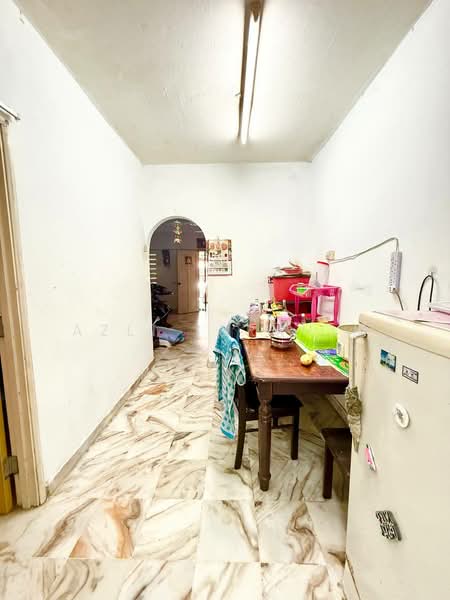 2-storey Terraced House for Sale in Bandar Rinching Seksyen 1 (Semenyih) - Azli Ibrahim - Corridor - PropertyGuru.com.my