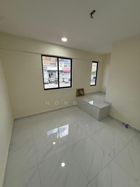 1-storey Terraced House for Sale in Permas Jaya (Johor) - Hong . - Interior - PropertyGuru.com.my