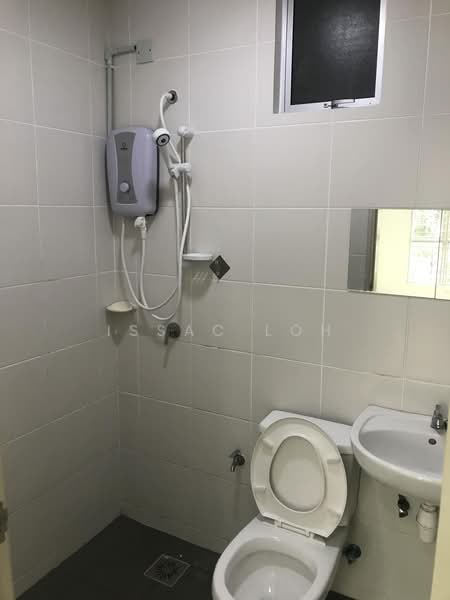 Kondominium untuk Disewa di Sky Awani Residensi 1 - Issac Loh - Bathroom - PropertyGuru.com.my