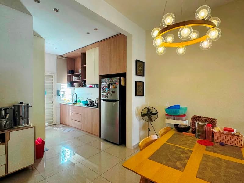 Rumah Teres 2 Tingkat untuk Dijual di Bandar Rimbayu (Telok Panglima Garang) - Penny Chia - Kitchen - PropertyGuru.com.my