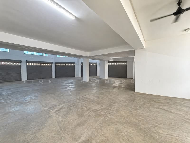 Kedai / Pejabat untuk Dijual di Bandar Sri Sendayan (Negeri Sembilan) - Fiqri Hazim Rozmi - Interior - PropertyGuru.com.my