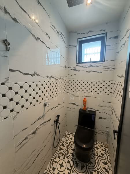 Kedai / Pejabat untuk Dijual di Bandar Sri Sendayan (Negeri Sembilan) - Fiqri Hazim Rozmi - Bathroom - PropertyGuru.com.my