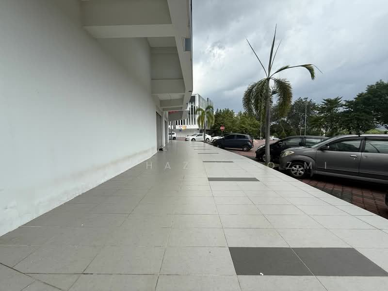 Kedai / Pejabat untuk Dijual di Bandar Sri Sendayan (Negeri Sembilan) - Fiqri Hazim Rozmi - Exterior - PropertyGuru.com.my