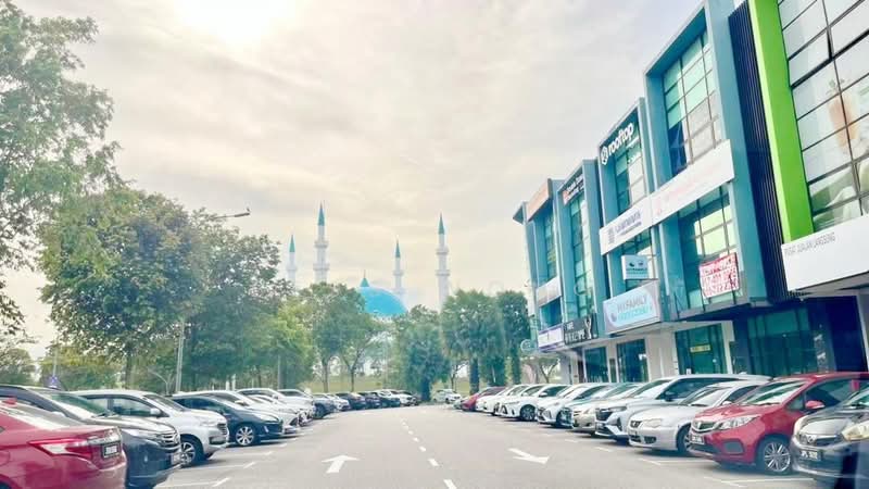 Kedai untuk Disewa di Bandar Dato Onn (Tebrau) - Bess Wong - Exterior - PropertyGuru.com.my