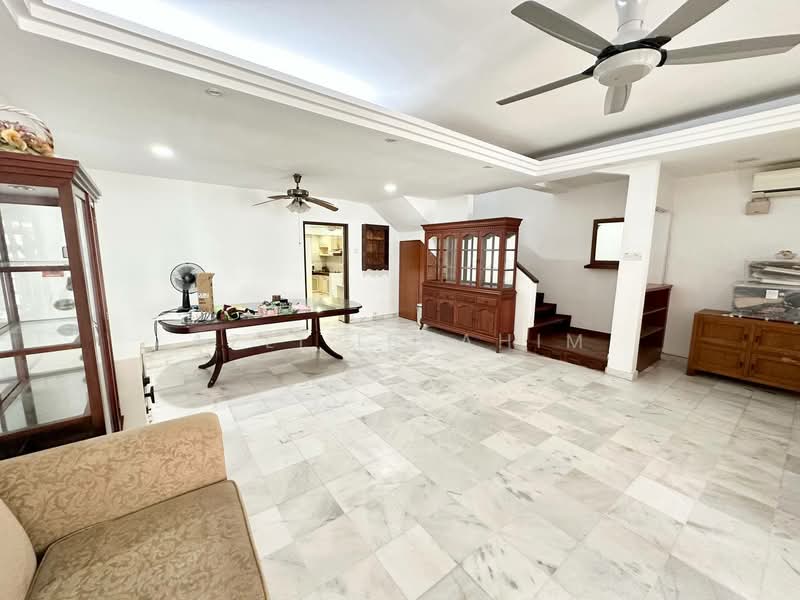 2-storey Terraced House for Sale in Bukit Indah (Ampang) - Azli Ibrahim - Living Room - PropertyGuru.com.my