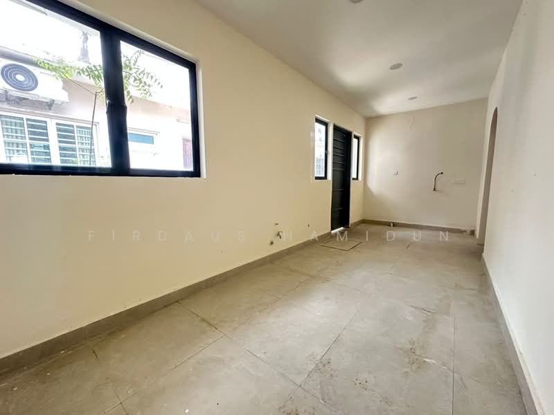 2-storey Terraced House for Sale in Taman Puchong Indah (Puchong) - Firdaus Hamidun - Interior - PropertyGuru.com.my