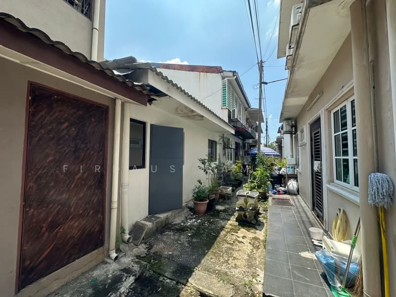 2-storey Terraced House for Sale in Taman Puchong Indah (Puchong) - Firdaus Hamidun - Exterior - PropertyGuru.com.my