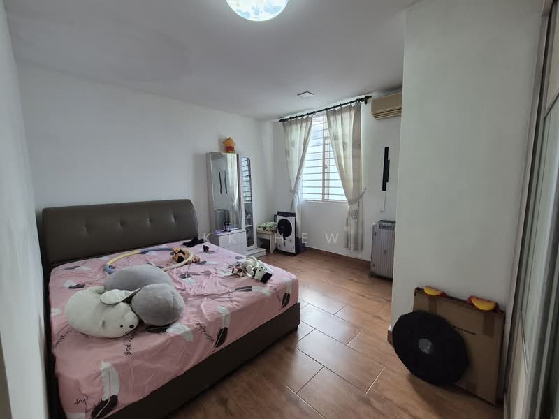 Rumah Teres 2 Tingkat untuk Dijual di Taman Tiara East (Semenyih) - KK HEW - Bedroom - PropertyGuru.com.my