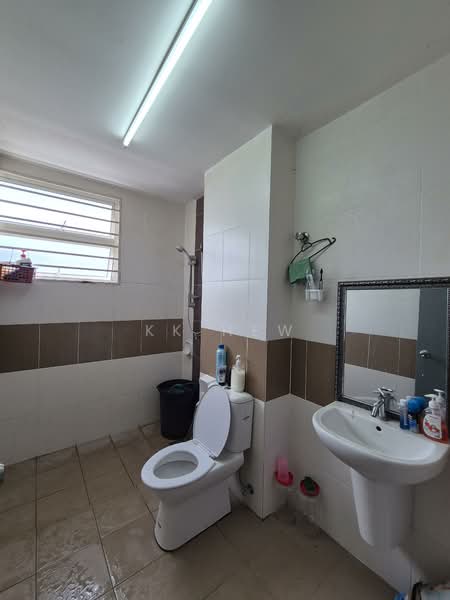 Rumah Teres 2 Tingkat untuk Dijual di Taman Tiara East (Semenyih) - KK HEW - Bathroom - PropertyGuru.com.my