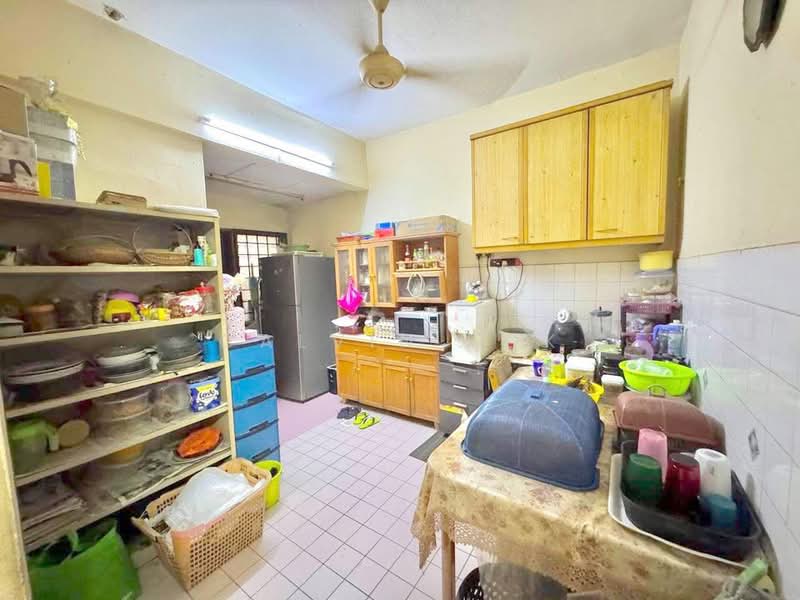 Rumah Teres 2 Tingkat untuk Dijual di Taman Bukit Mewah (Kajang) - Calvin Kok - Kitchen - PropertyGuru.com.my