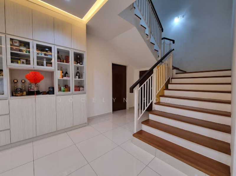 Rumah Berkembar untuk Dijual di Tropicana Cheras (Cheras) - Jocelyn Soo - Entrance - PropertyGuru.com.my