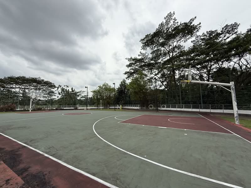 Pangsapuri untuk Dijual di Molek Pine 4 - Eliin Loo - Exterior - PropertyGuru.com.my