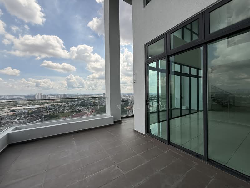 Apartment for Sale at Molek Pine 4 - Eliin Loo - Balcony - PropertyGuru.com.my